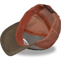 epci-curbata-maro-snapback-01-de-von-dutch
