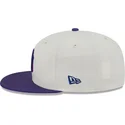 beige-und-violette-anliegende-flat-cap-59fifty-clr-dvlp-der-new-york-yankees-mlb-von-new-era