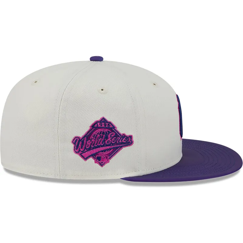 cappellino-piatto-beige-e-viola-aderente-59fifty-clr-dvlp-dei-new-york-yankees-mlb-di-new-era