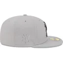 casquette-plate-grise-ajustee-59fifty-cracked-new-york-yankees-mlb-new-era
