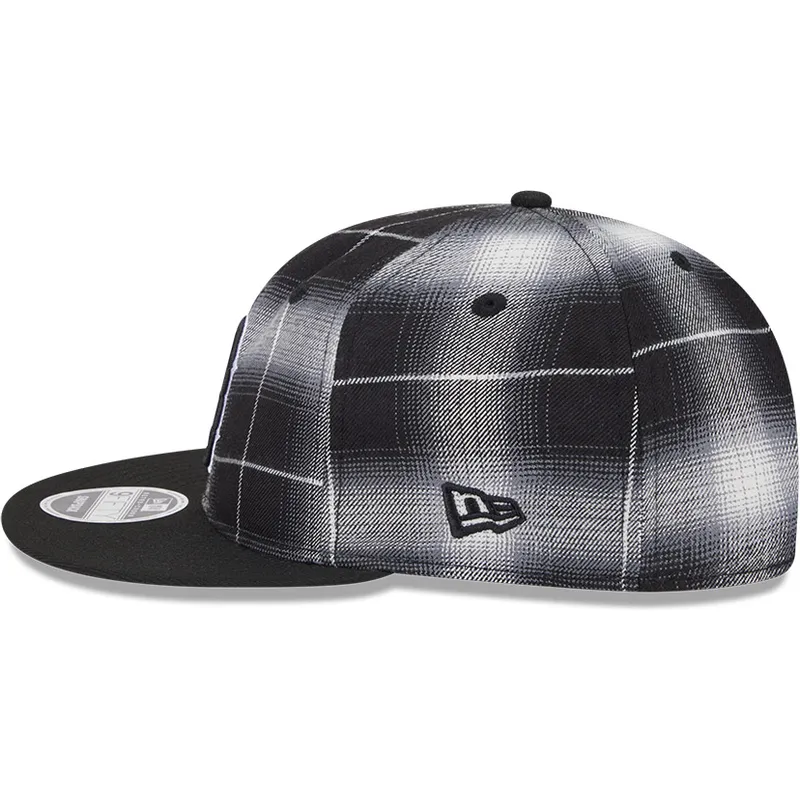 cappello-piatto-nero-snapback-9fifty-retro-crown-plaid-dei-boston-red-sox-mlb-di-new-era