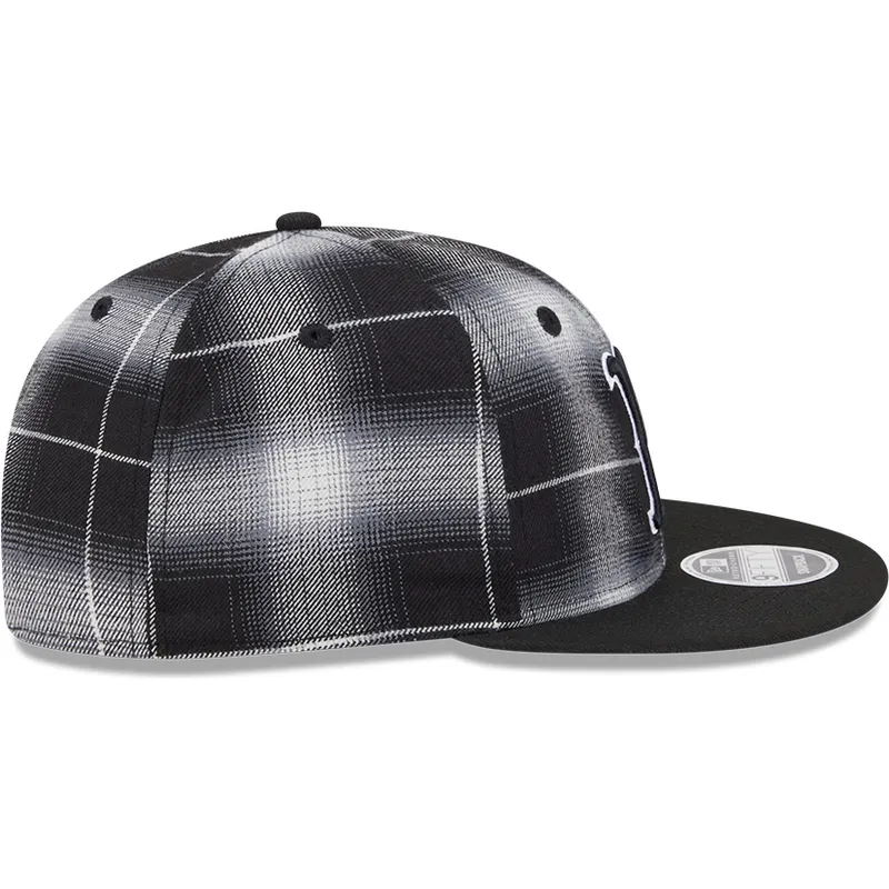 cappello-piatto-nero-snapback-9fifty-retro-crown-plaid-dei-boston-red-sox-mlb-di-new-era