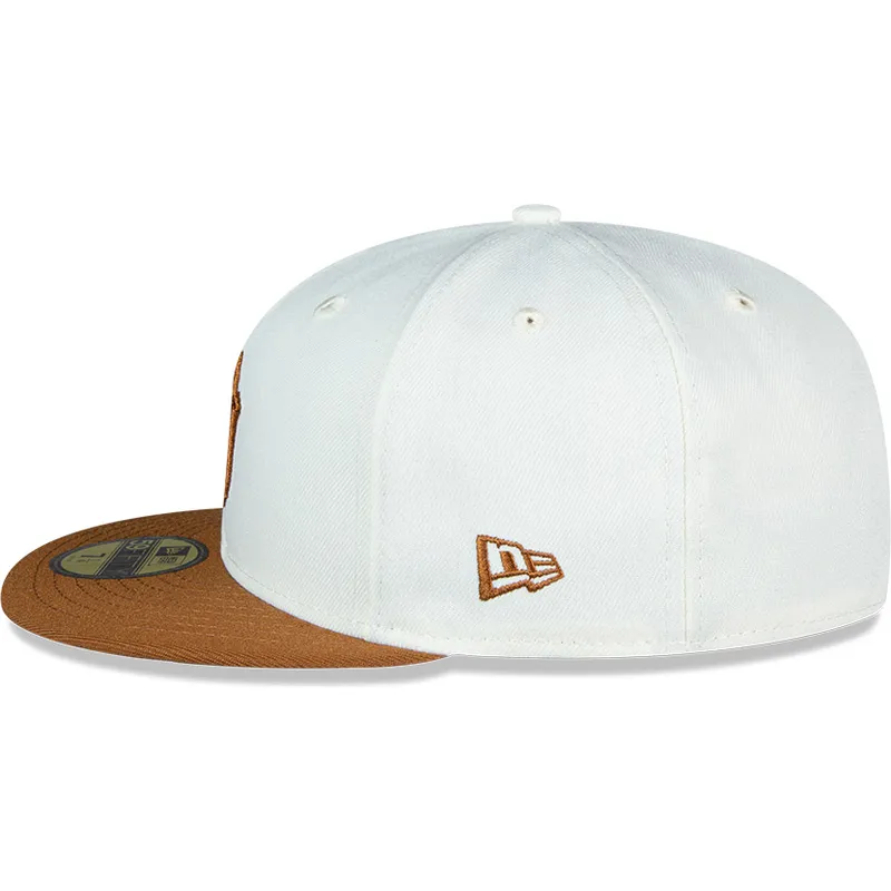 epci-plata-maro-fitted-59fifty-chrome-toast-side-patch-de-new-york-yankees-mlb-de-new-era