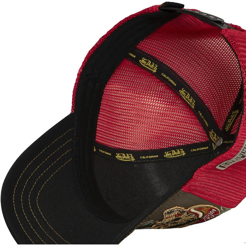 epci-curbata-camionagiu-papagal-snapback-patches09-de-von-dutch