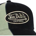 epci-curbata-papagal-snapback-cut02-de-von-dutch