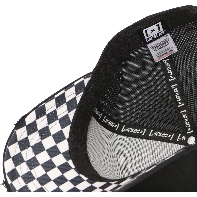 cappellino-trucker-nero-coyote-loo12-wil-looney-tunes-di-capslab