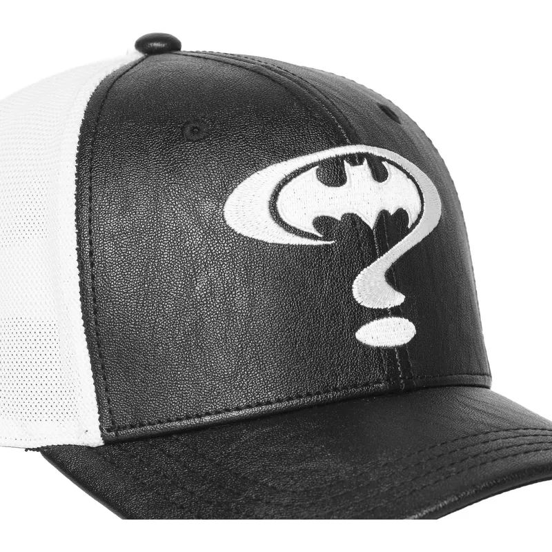 schwarze-und-weisse-trucker-kappe-batman-dc10-bat-dc-comics-von-capslab