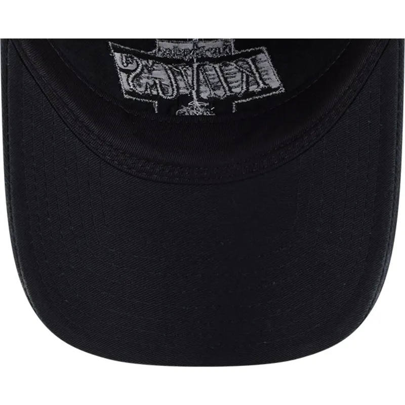 schwarze-verstellbare-curved-cap-9twenty-stamp-der-los-angeles-kings-nhl-von-new-era