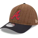 casquette-courbee-marron-et-bleue-marine-ajustable-9twenty-a-frame-wool-pinstripe-atlanta-braves-mlb-new-era