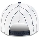 casquette-courbee-blanche-et-bleue-marine-snapback-9fifty-a-frame-satin-pinstripe-boston-red-sox-mlb-new-era