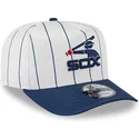 casquette-courbee-blanche-et-bleue-marine-snapback-9fifty-a-frame-satin-pinstripe-chicago-white-sox-mlb-new-era