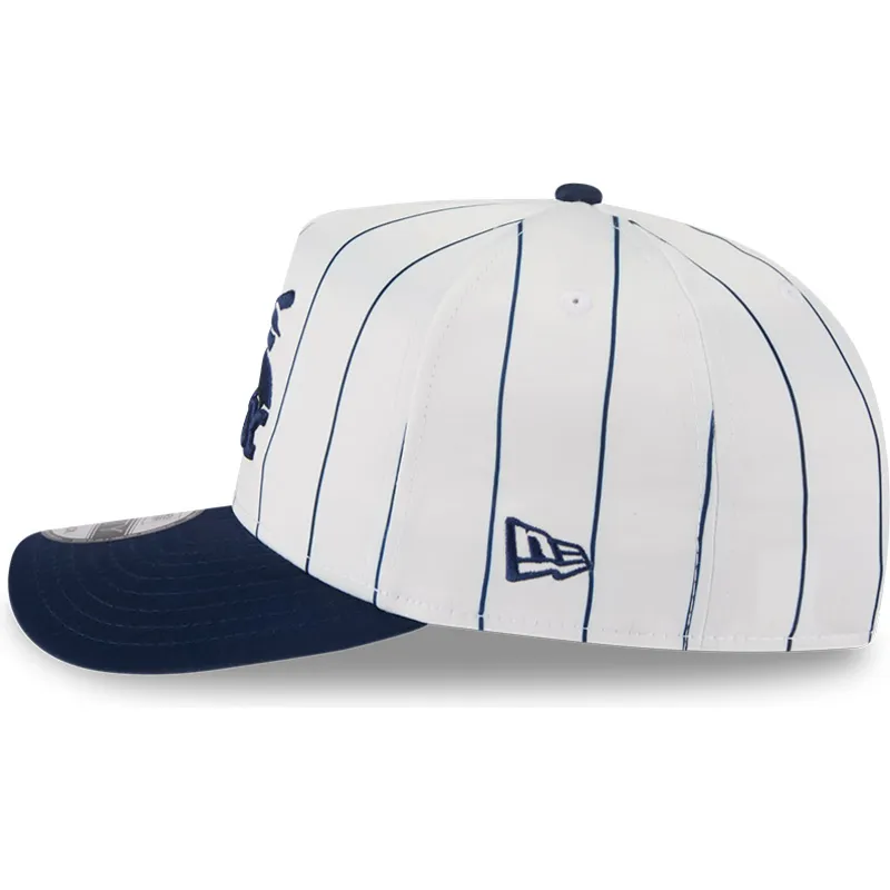 chicago-white-sox-mlb-9fifty-a-frame-satin-pinstripe-snapback-cap-in-weiss-und-marineblau-von-new-era