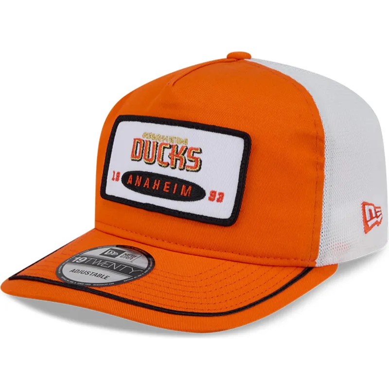 cappellino-curvo-arancione-e-bianco-snapback-19twenty-con-patch-ricamata-dei-anaheim-ducks-nhl-di-new-era
