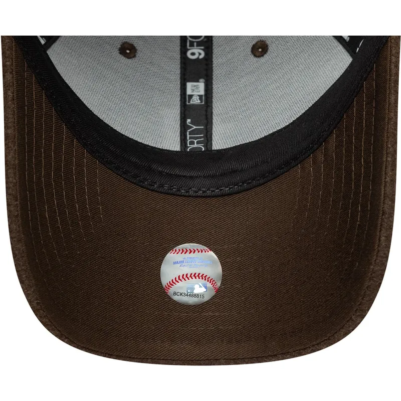 detroit-tigers-mlb-9forty-melton-wool-snapback-kappe-in-braun-von-new-era