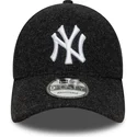 casquette-courbee-noire-snapback-9forty-melton-wool-new-york-yankees-mlb-new-era