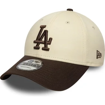 Justerbar beige och brun böjd keps 9FORTY Side Patch Los Angeles Dodgers MLB från New Era
