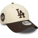 casquette-courbee-beige-et-marron-ajustable-9forty-side-patch-los-angeles-dodgers-mlb-new-era
