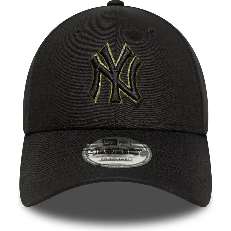 svart-justerbar-kurvad-keps-med-gront-9forty-outline-logotyp-fran-new-york-yankees-mlb-av-new-era