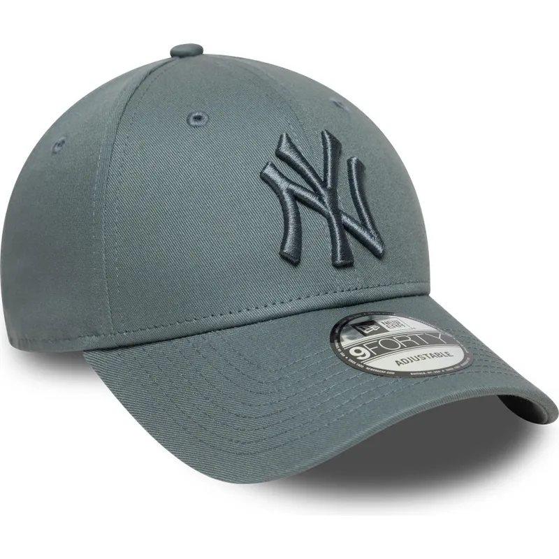 verstellbare-graue-kappe-mit-gebogenem-schirm-und-grauem-logo-9forty-league-essential-der-new-york-yankees-mlb-von-new-era