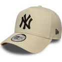 new-era-curved-brim-9forty-e-frame-side-patch-new-york-yankees-mlb-beige-snapback-cap