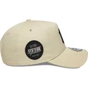 new-era-curved-brim-9forty-e-frame-side-patch-new-york-yankees-mlb-beige-snapback-cap