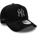 schwarze-verstellbare-gebogene-kappe-9forty-e-frame-cord-der-new-york-yankees-mlb-von-new-era