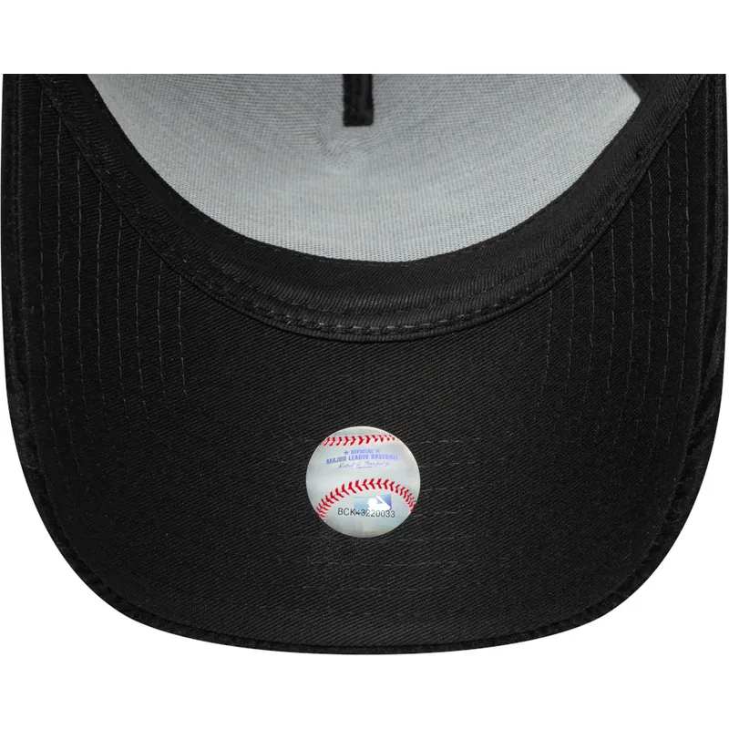 cappellino-nero-regolabile-9forty-e-frame-cord-dei-new-york-yankees-mlb-di-new-era