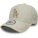 cappellino-beige-snapback-con-visiera-curva-e-logo-beige-9forty-e-frame-tonal-icon-dei-los-angeles-dodgers-mlb-di-new-era