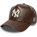 gorra-curva-marron-ajustable-9forty-e-frame-img-leather-de-new-york-yankees-mlb-de-new-era