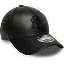 new-era-new-york-yankees-mlb-9forty-m-crown-pu-snapback-cap-mit-gebogenem-schirm-und-schwarzem-logo-in-schwarz