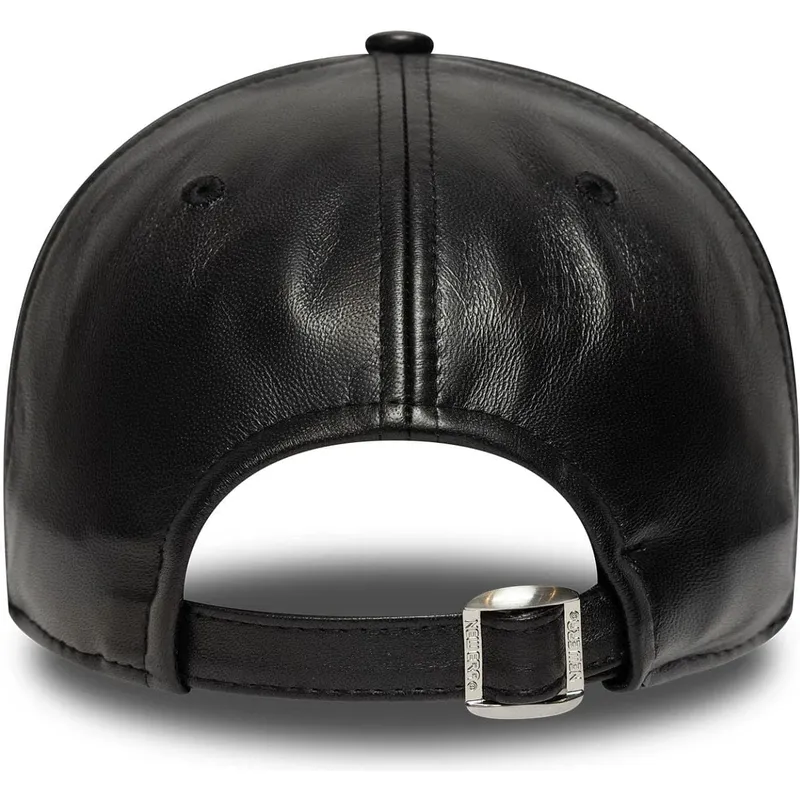 verstellbare-schwarze-9forty-m-crown-img-leather-kappe-mit-gebogenem-schirm-der-new-york-yankees-mlb-von-new-era