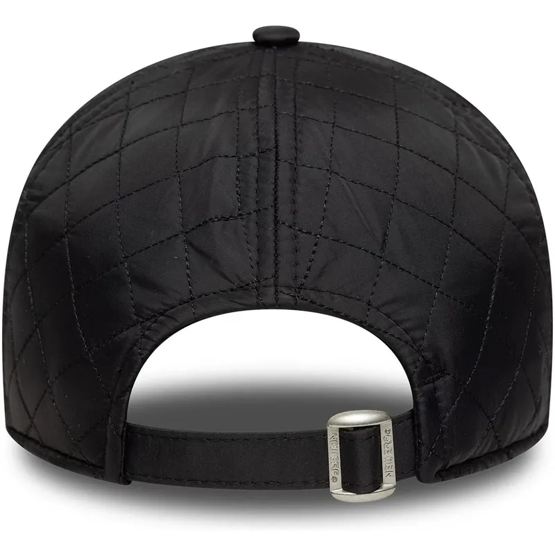 czarna-zakrzywiona-czapka-z-regulacja-z-bezowym-logo-9twenty-quilted-new-york-yankees-mlb-od-new-era