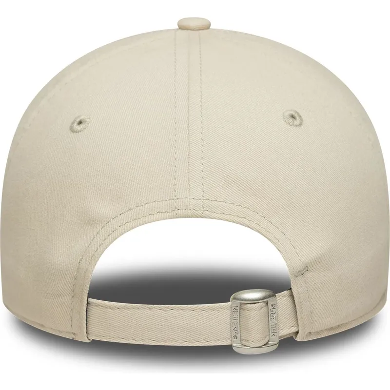 cappellino-curvo-beige-regolabile-west-village-9twenty-wordmark-di-new-era