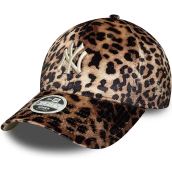 Șepci curbată leopard reglabilă 9FORTY Leo Velour de New York Yankees MLB de New Era