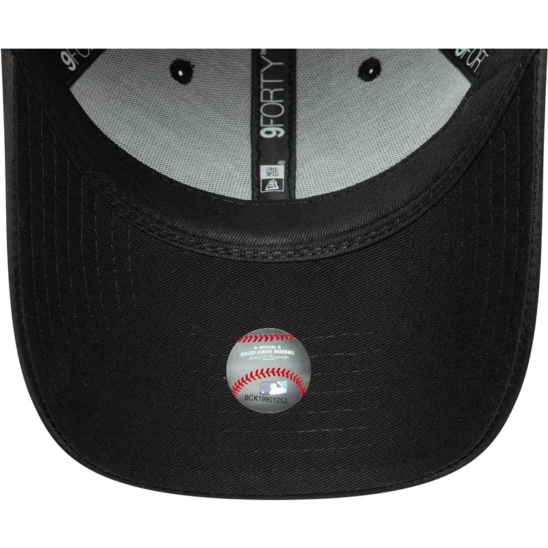 cappellino-curvo-nero-regolabile-da-donna-con-logo-nero-9forty-satin-bow-back-dei-new-york-yankees-mlb-di-new-era