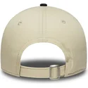 casquette-courbee-beige-et-bleue-marine-ajustable-pour-enfant-9twenty-mascot-new-era