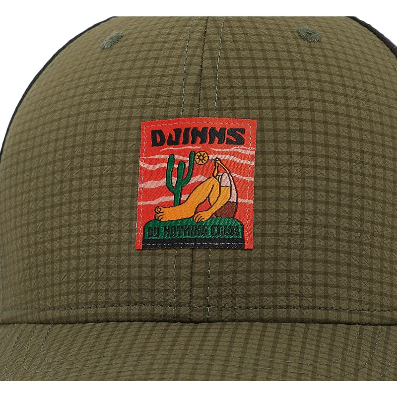 grune-und-schwarze-verstellbare-curved-cap-truefit-resting-man-von-djinns