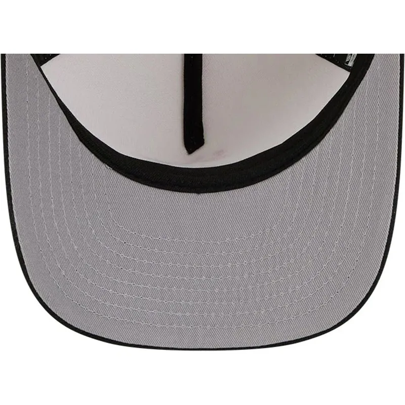 beige-und-schwarze-snapback-9fifty-a-frame-precurved-hardwood-classics-kappe-der-milwaukee-bucks-nba-von-new-era