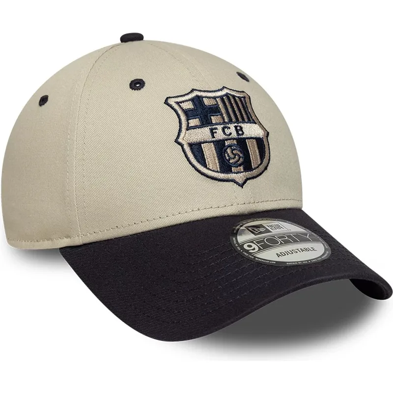 beige-und-marineblaue-gebogene-verstellbare-kappe-von-fc-barcelona-laliga-9forty-contrast-von-new-era