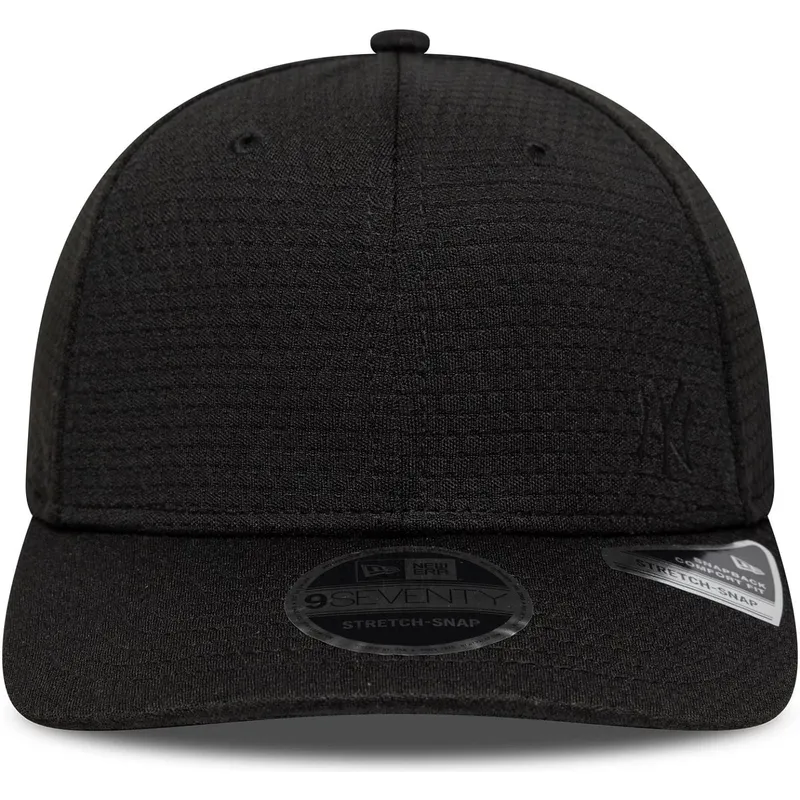 czarna-czapka-z-zakrzywionym-daszkiem-snapback-9seventy-stretch-snap-mesh-flawless-new-york-yankees-mlb-new-era