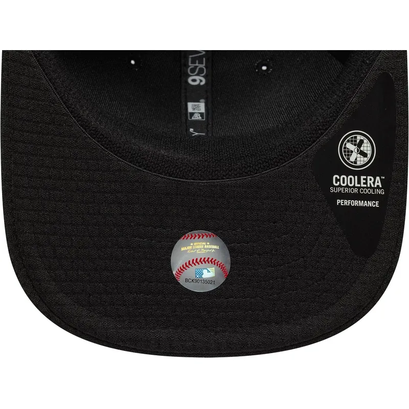 epci-curbata-negru-snapback-9seventy-stretch-snap-mesh-flawless-de-new-york-yankees-mlb-de-new-era epci-curbata-negru-snapback-9seventy-stretch-snap-mesh-flawless-de-new-york-yankees-mlb-de-new-era