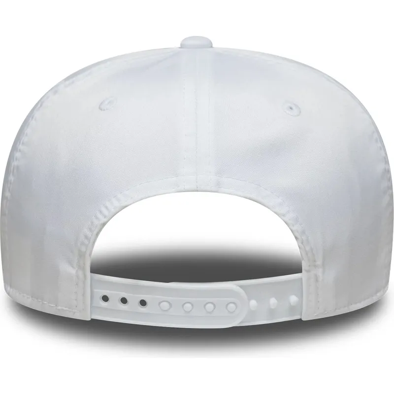 cap-curbata-white-snapback-9seventy-de-new-era