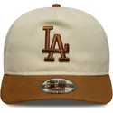gorra-curva-beige-y-marron-ajustable-9fifty-a-frame-suede-visor-de-los-angeles-dodgers-mlb-de-new-era