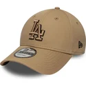 braune-verstellbare-curved-cap-mit-braunem-logo-9forty-outline-der-los-angeles-dodgers-mlb-von-new-era
