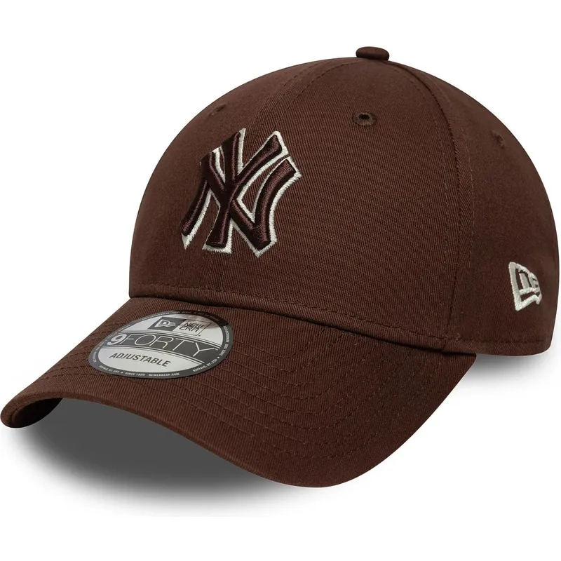 brun-bojd-justerbar-keps-med-brunt-9forty-outline-logotyp-fran-new-york-yankees-mlb-av-new-era