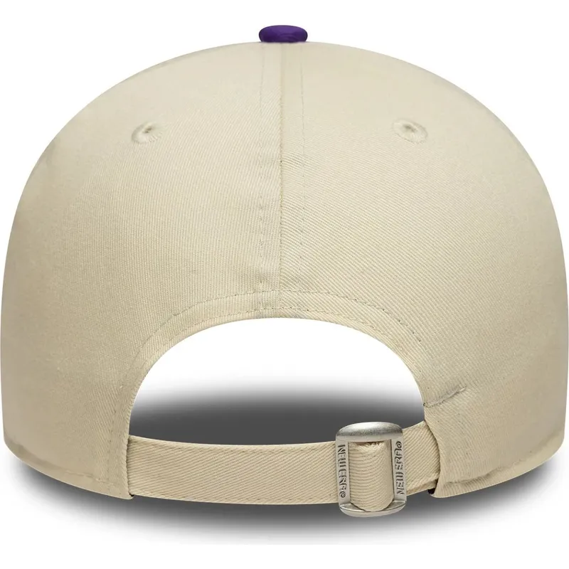 cappellino-con-visiera-curva-beige-e-viola-regolabile-9forty-colour-block-dei-los-angeles-lakers-nba-di-new-era