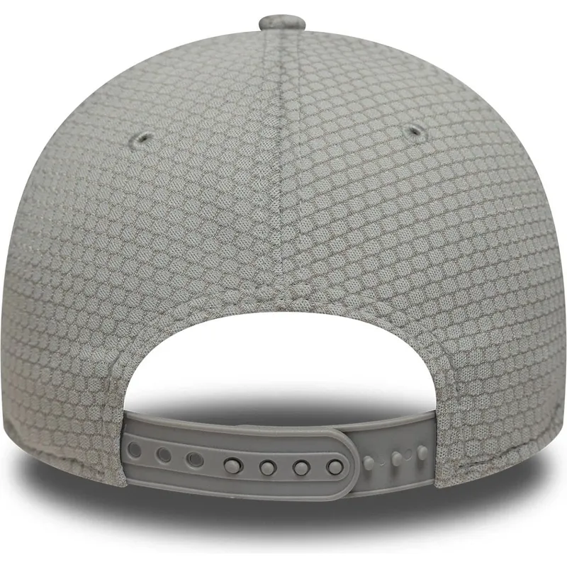 gra-kurvad-snapback-keps-med-gra-logotyp-9forty-mesh-flawless-fran-new-york-yankees-mlb-av-new-era