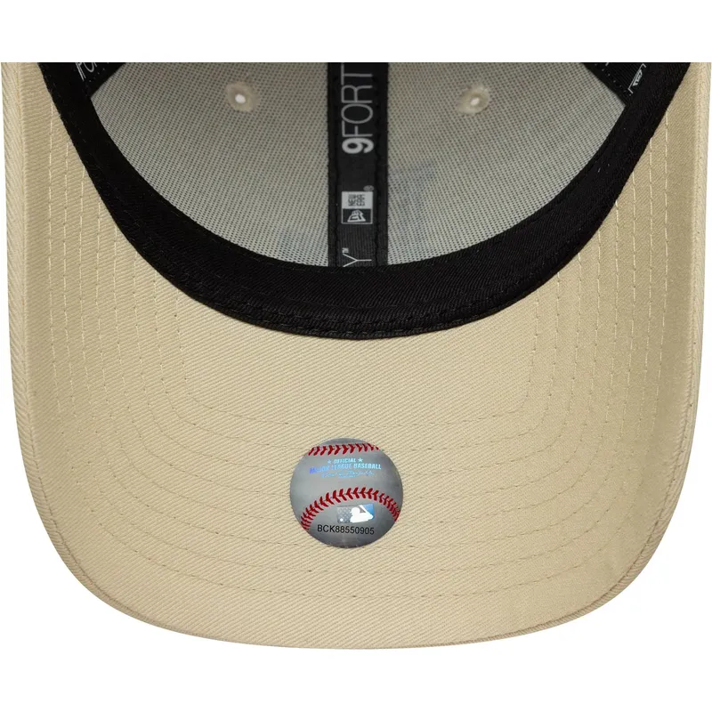 epci-curbata-bej-reglabila-9forty-league-essential-de-los-angeles-dodgers-mlb-de-new-era