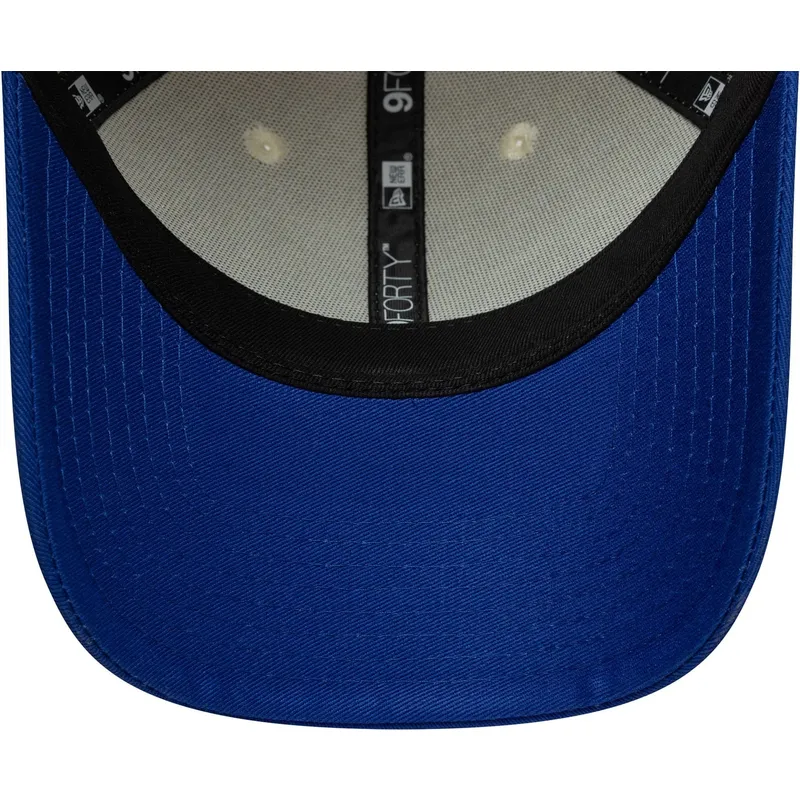 bojd-beige-och-bla-justerbar-keps-9forty-seasonal-fran-red-bull-racing-formula-1-av-new-era