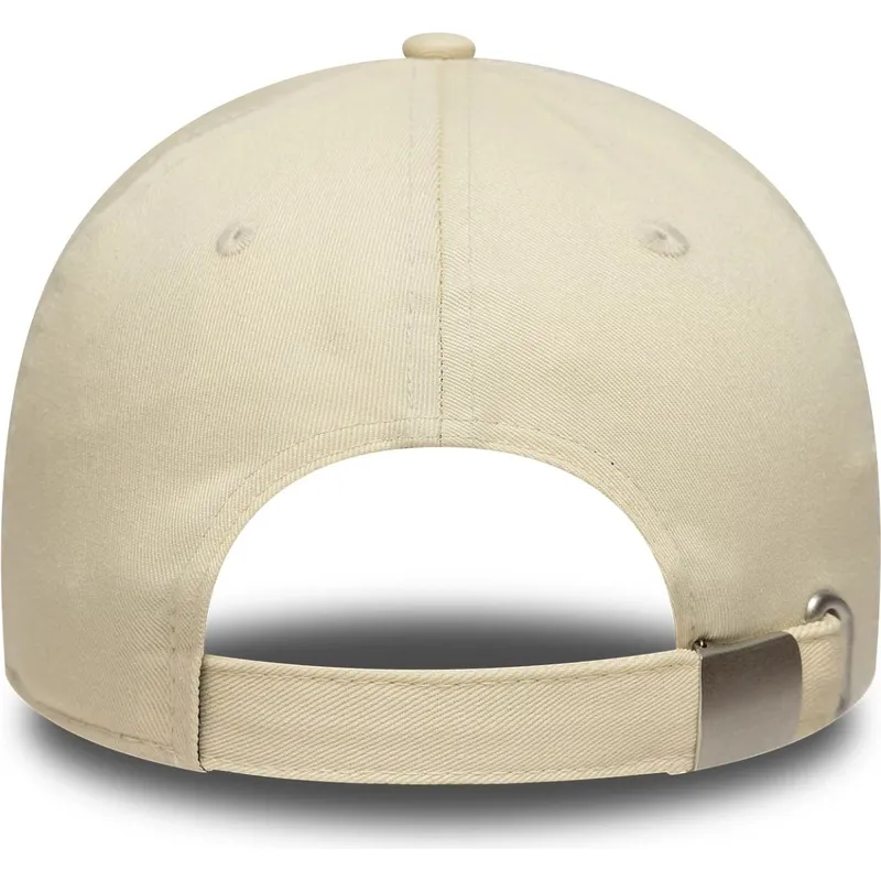 cappellino-curvo-beige-regolabile-9forty-essential-vespa-piaggio-di-new-era